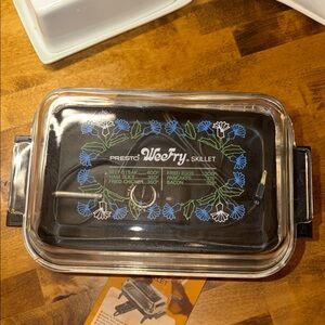 Presto Weefry Skillet with Blue Floral Glass Lid